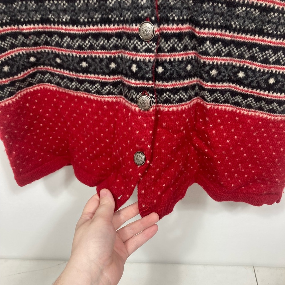 vintage 90s Eddie Bauer Lambs Wool Sweater Vest Medium Petite Fair isle. - Picture 2 of 9